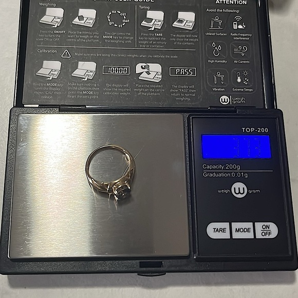 10k Yellow Gold Estate Deep Violet Oval Solitaire Amethyst Textured Band Ring - Picture 14 of 15